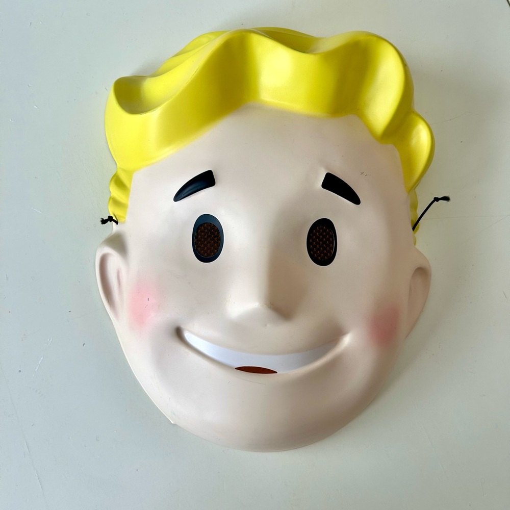 Vault Boy Exclusive GameStop Mask